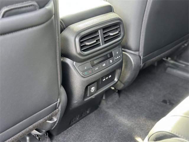 Certified 2025 Honda Pilot Elite image 10