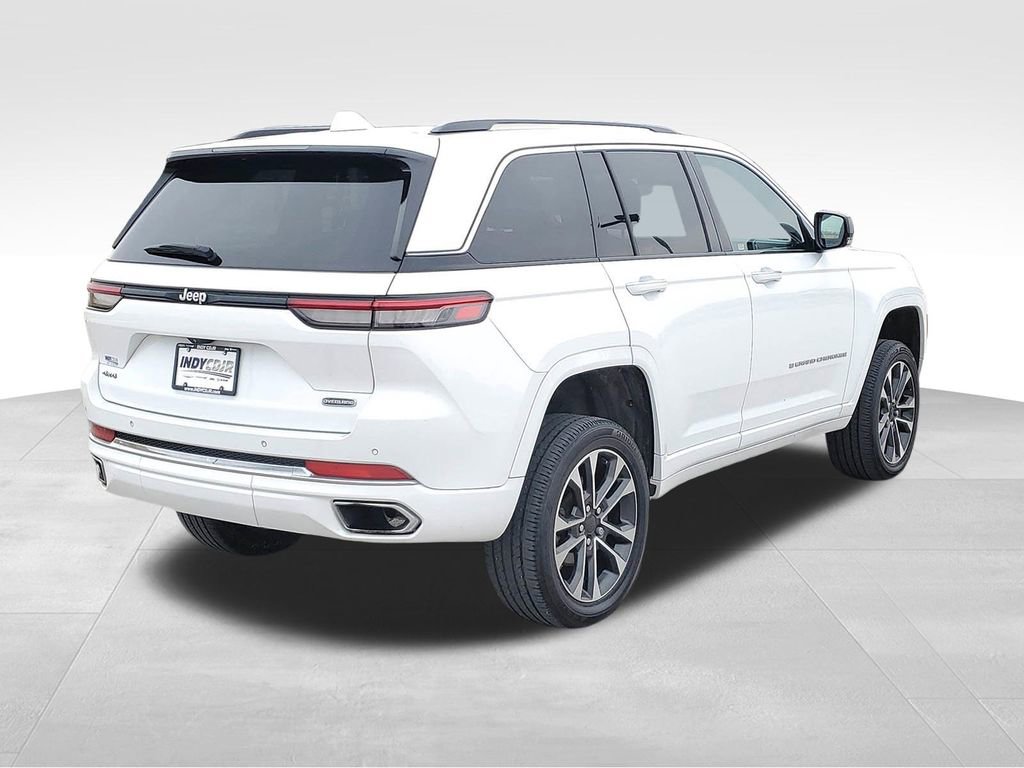 Used 2023 Jeep Grand Cherokee Overland image 4