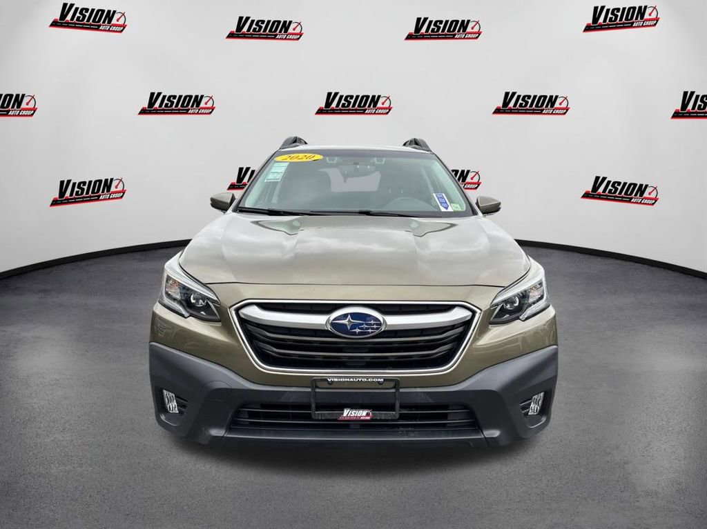 Used 2020 Subaru Outback Premium image 2