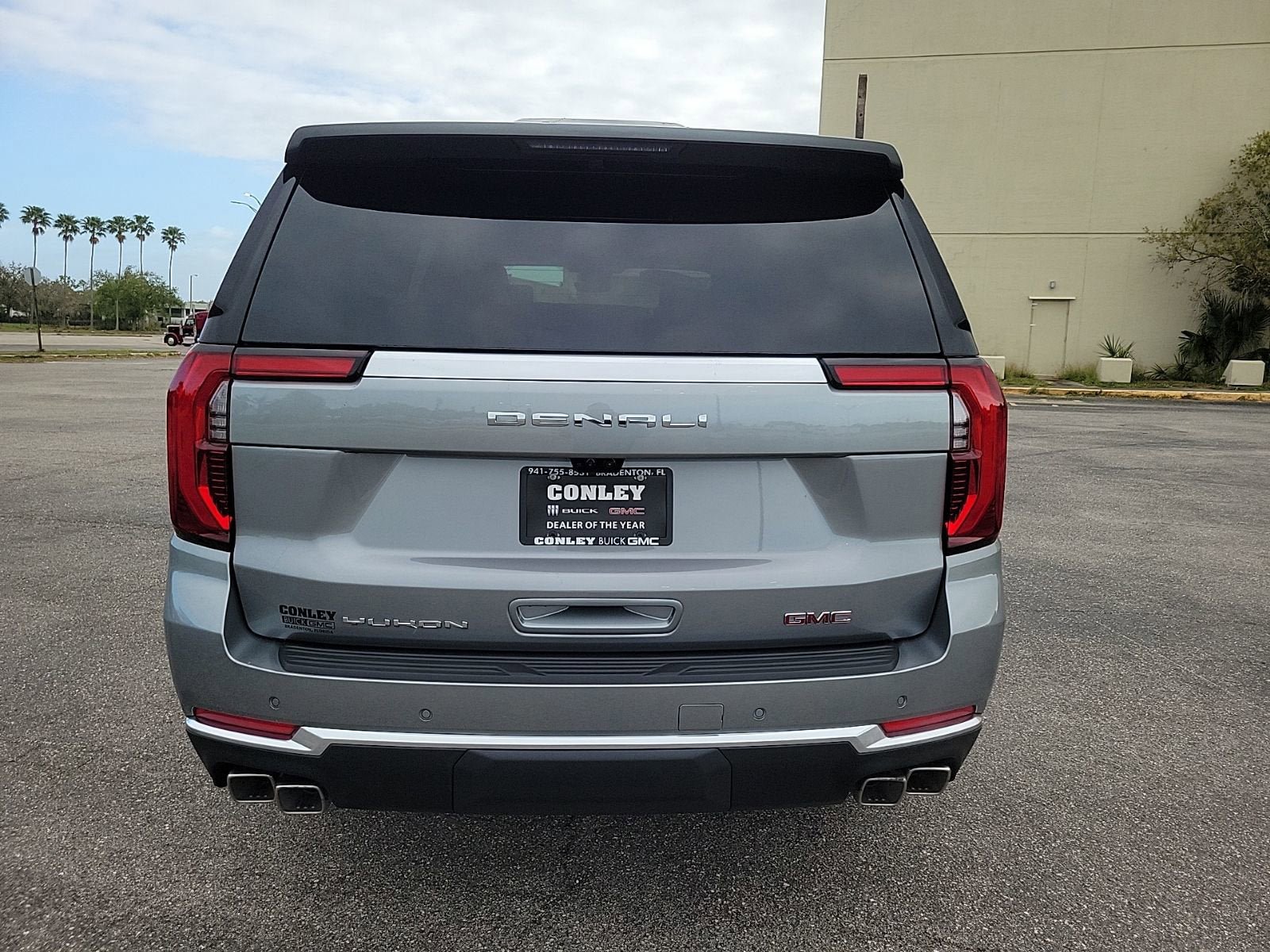 New 2026 GMC Yukon XL Denali w/ Denali Reserve Package AWD/4WD image 6