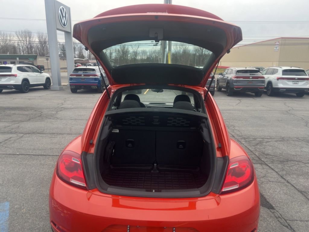 Used 2019 Volkswagen Beetle 2.0T S image 15