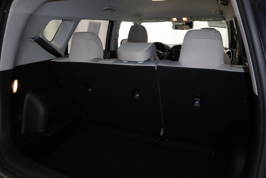 Used 2025 Kia Soul LX image 14