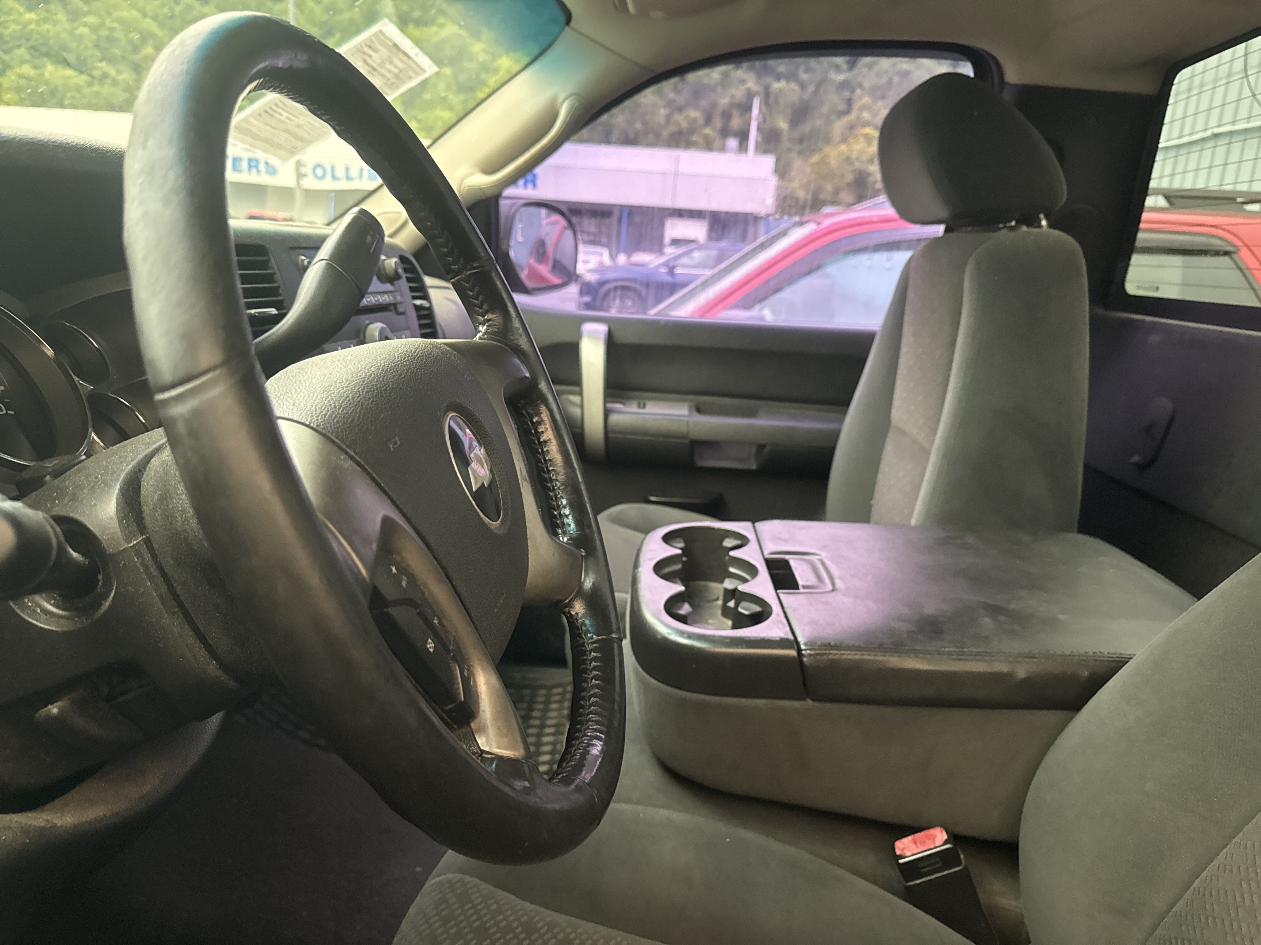 Used 2007 Chevrolet Silverado 1500 LT w/ 1LT Convenience Package RWD image 8
