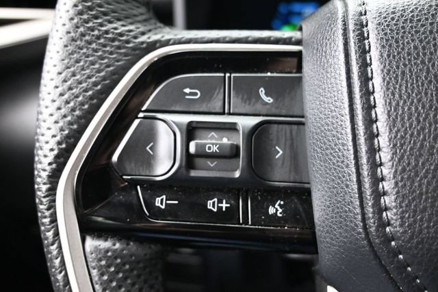 Used 2023 Toyota Tundra Limited AWD/4WD image 29