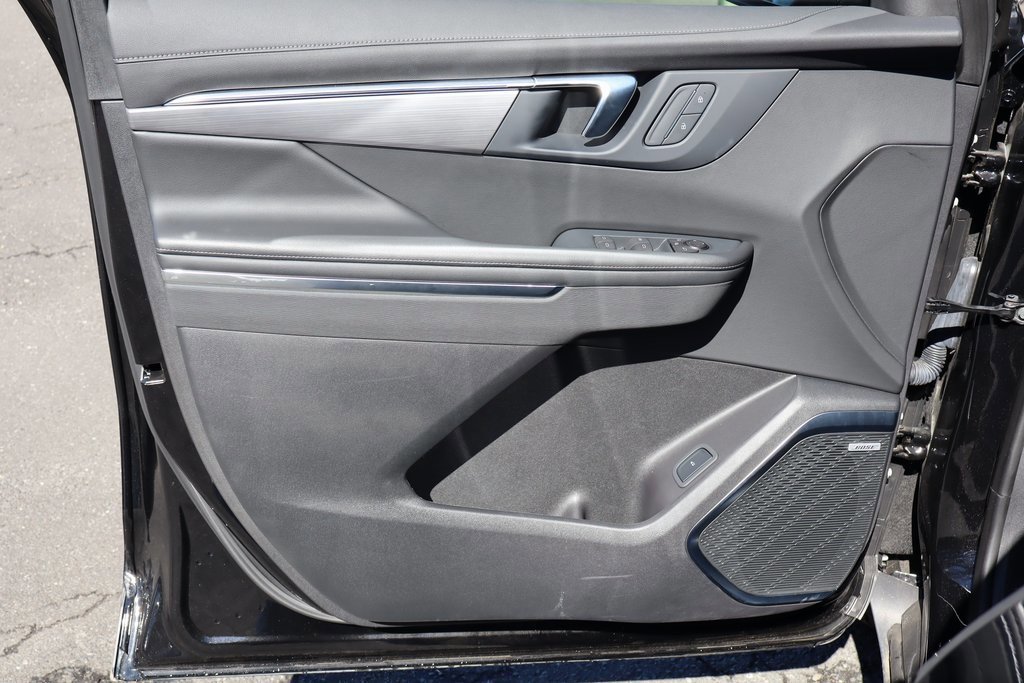 New 2025 Buick Enclave Preferred image 9