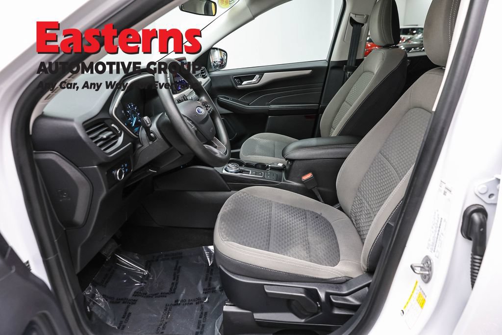 Used 2021 Ford Escape SE AWD/4WD image 13
