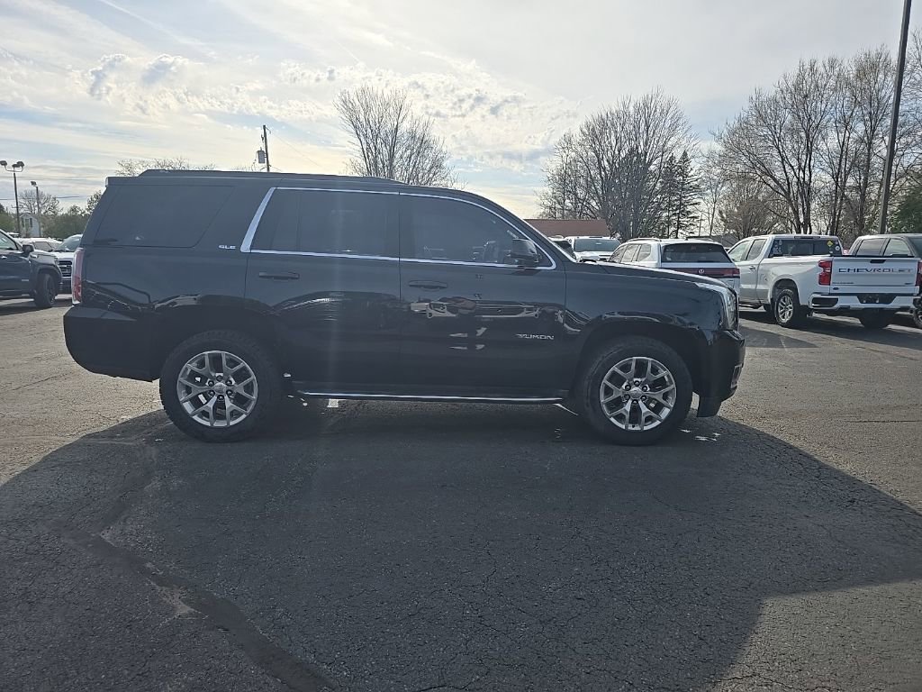 Used 2017 GMC Yukon SLE w/ SLE Value Package AWD/4WD image 5