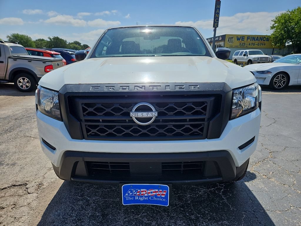 Used 2024 Nissan Frontier S RWD image 3