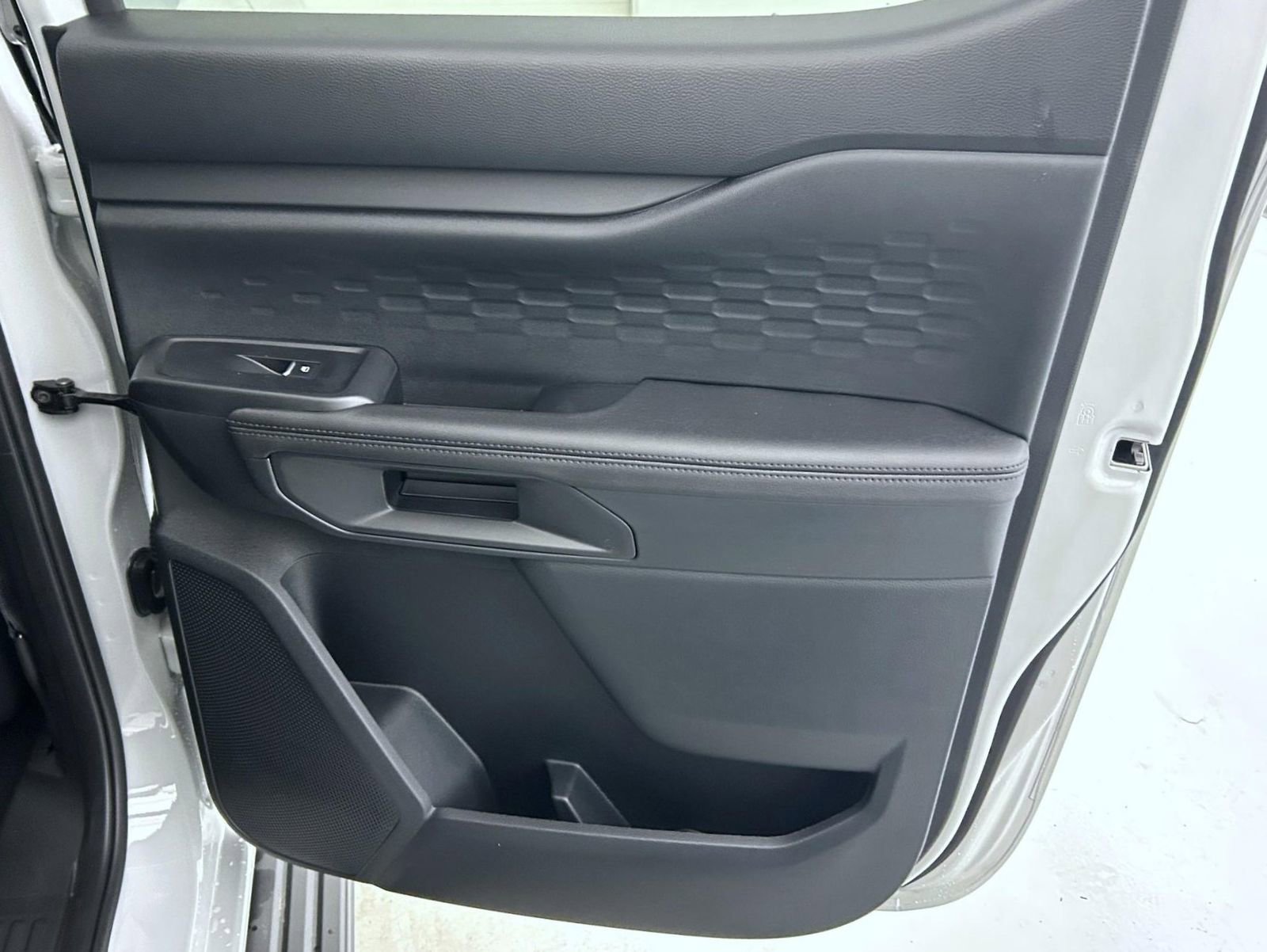 New 2026 Ford Ranger XLT w/ Equipment Group 301A High image 17