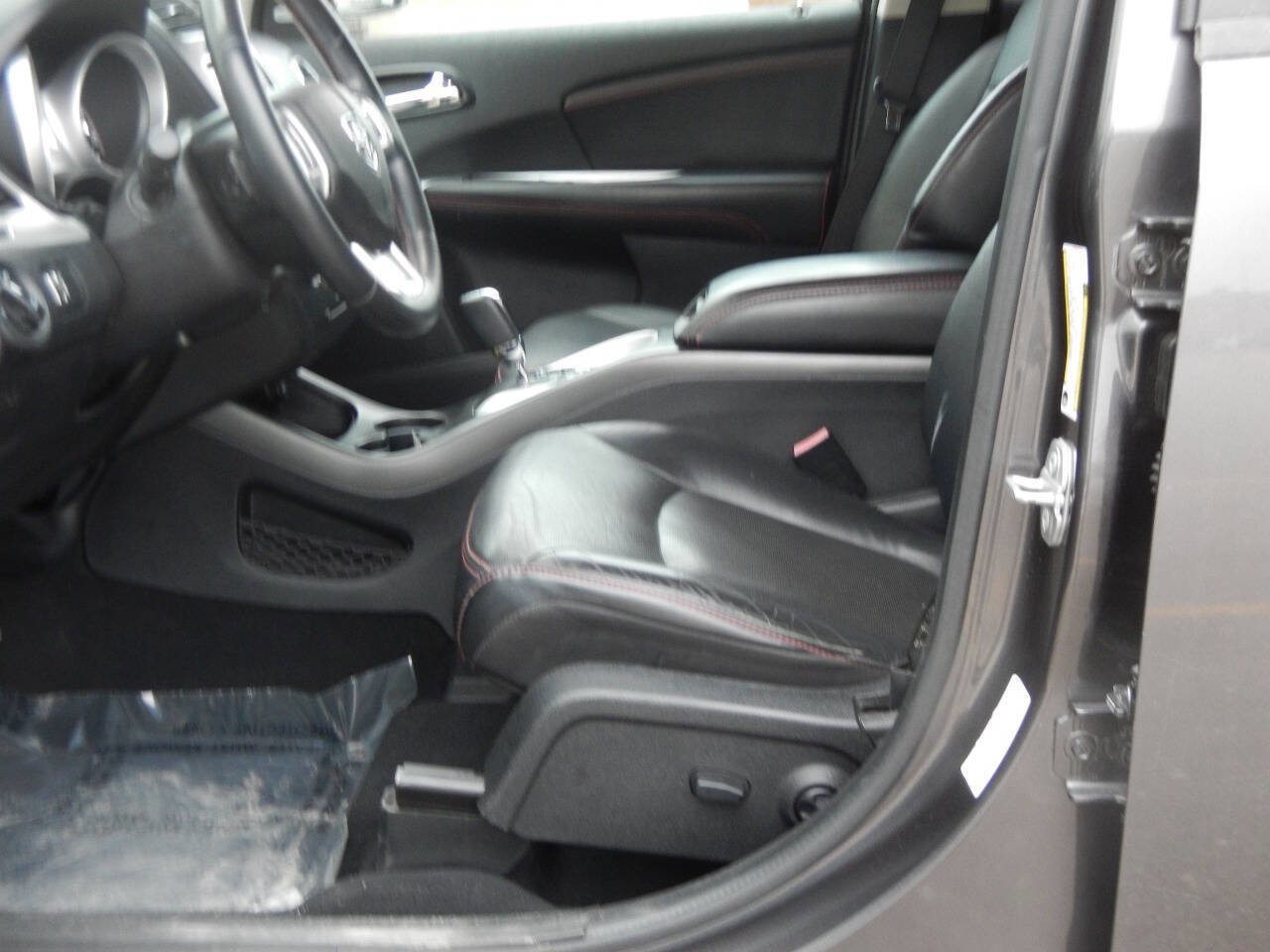 Used 2015 Dodge Journey R/T image 26