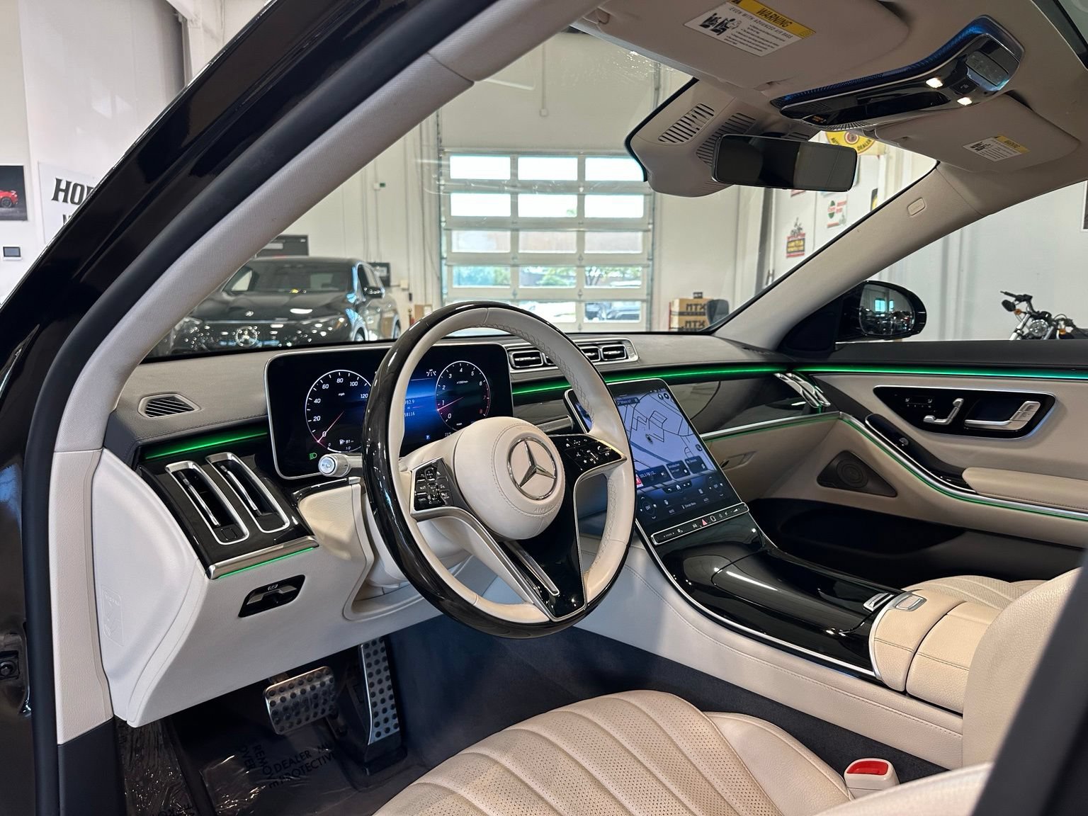 Used 2023 Mercedes-Benz S 580 4MATIC Sedan image 11