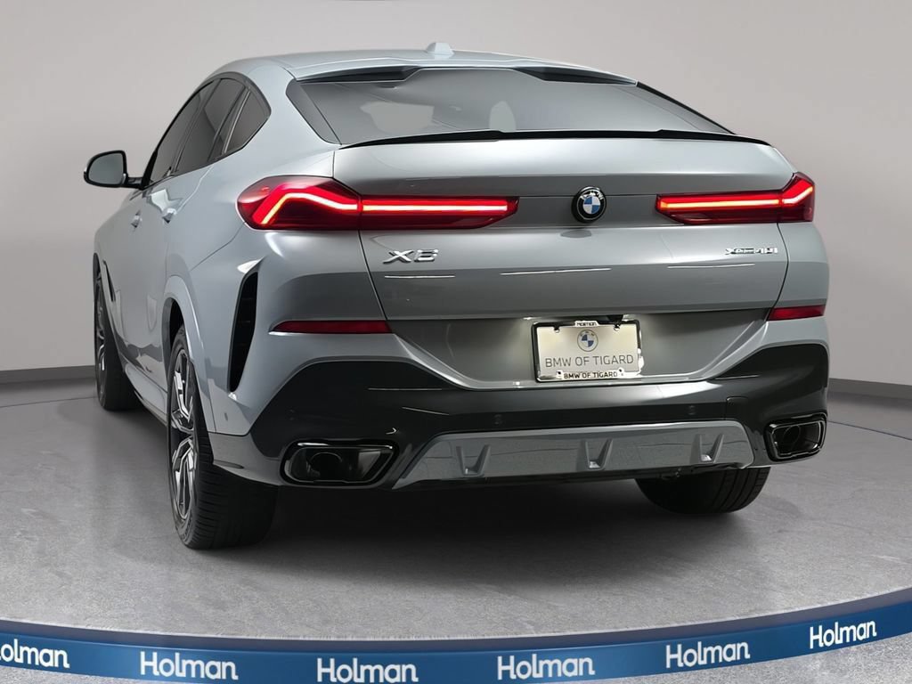 Used 2026 BMW X6 xDrive40i AWD/4WD image 4