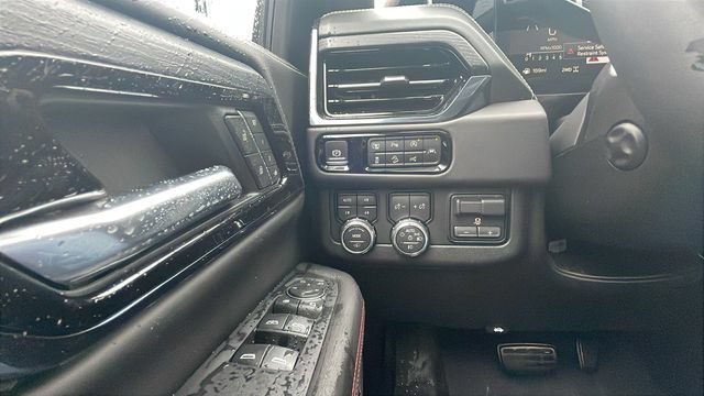 Certified 2026 GMC Yukon AT4 Ultimate AWD/4WD image 25