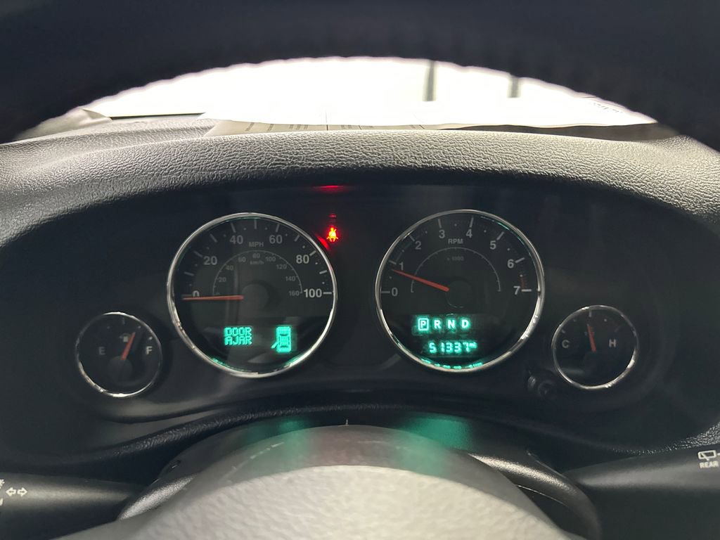 Used 2017 Jeep Wrangler Unlimited Sport w/ Connectivity Group AWD/4WD image 27