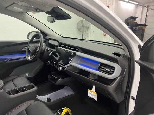 New 2027 Chevrolet Bolt RS FWD image 20