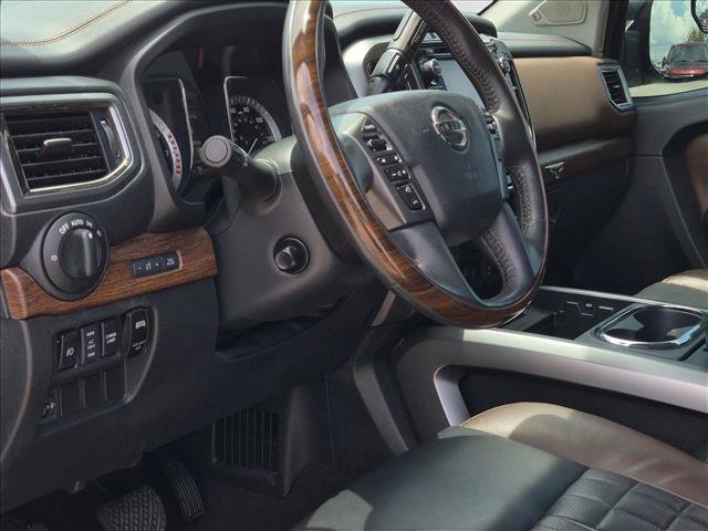 Used 2017 Nissan Titan Platinum Reserve RWD image 9