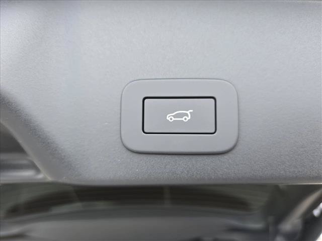 New 2026 Land Rover Range Rover Evoque S AWD/4WD image 13