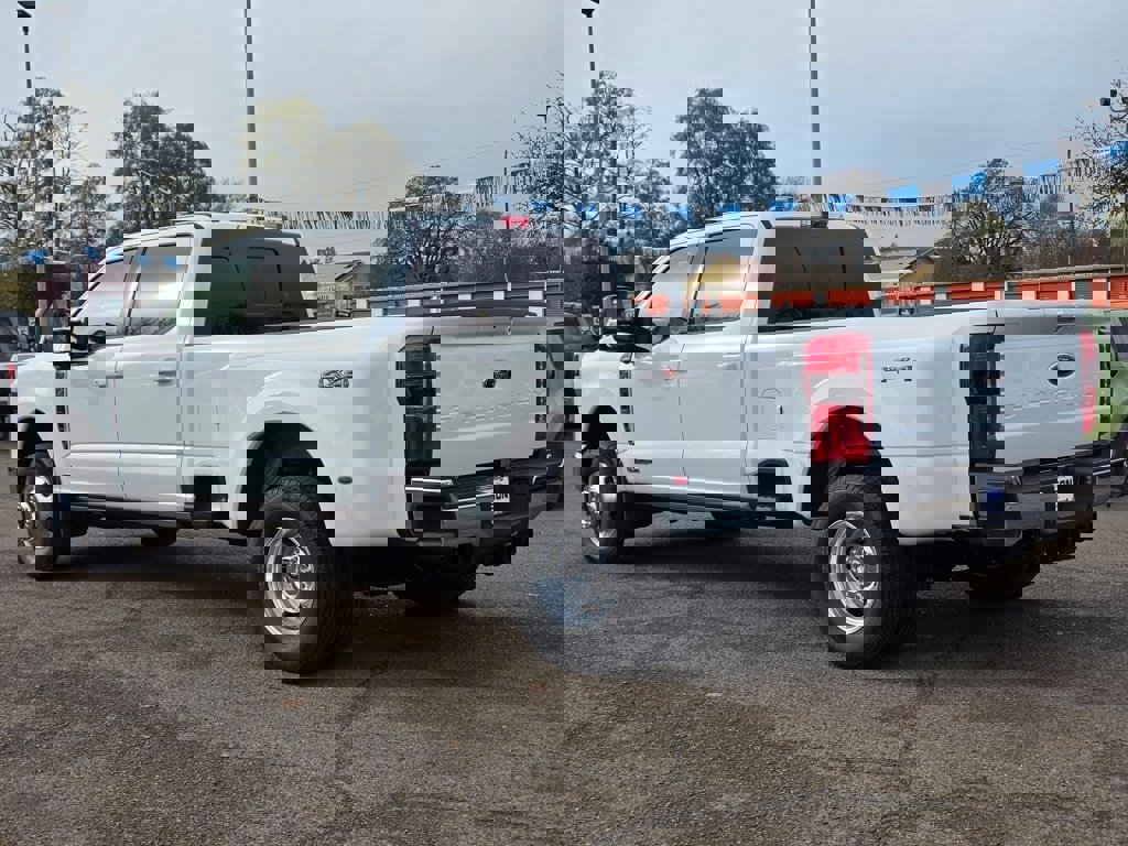 New 2025 Ford F350 Lariat w/ Lariat Ultimate Package image 29