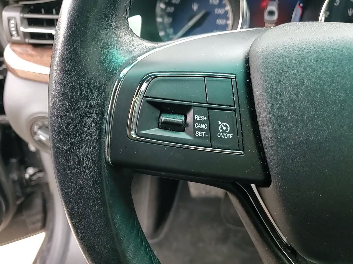 Used 2016 Maserati Quattroporte S Q4 AWD/4WD image 30