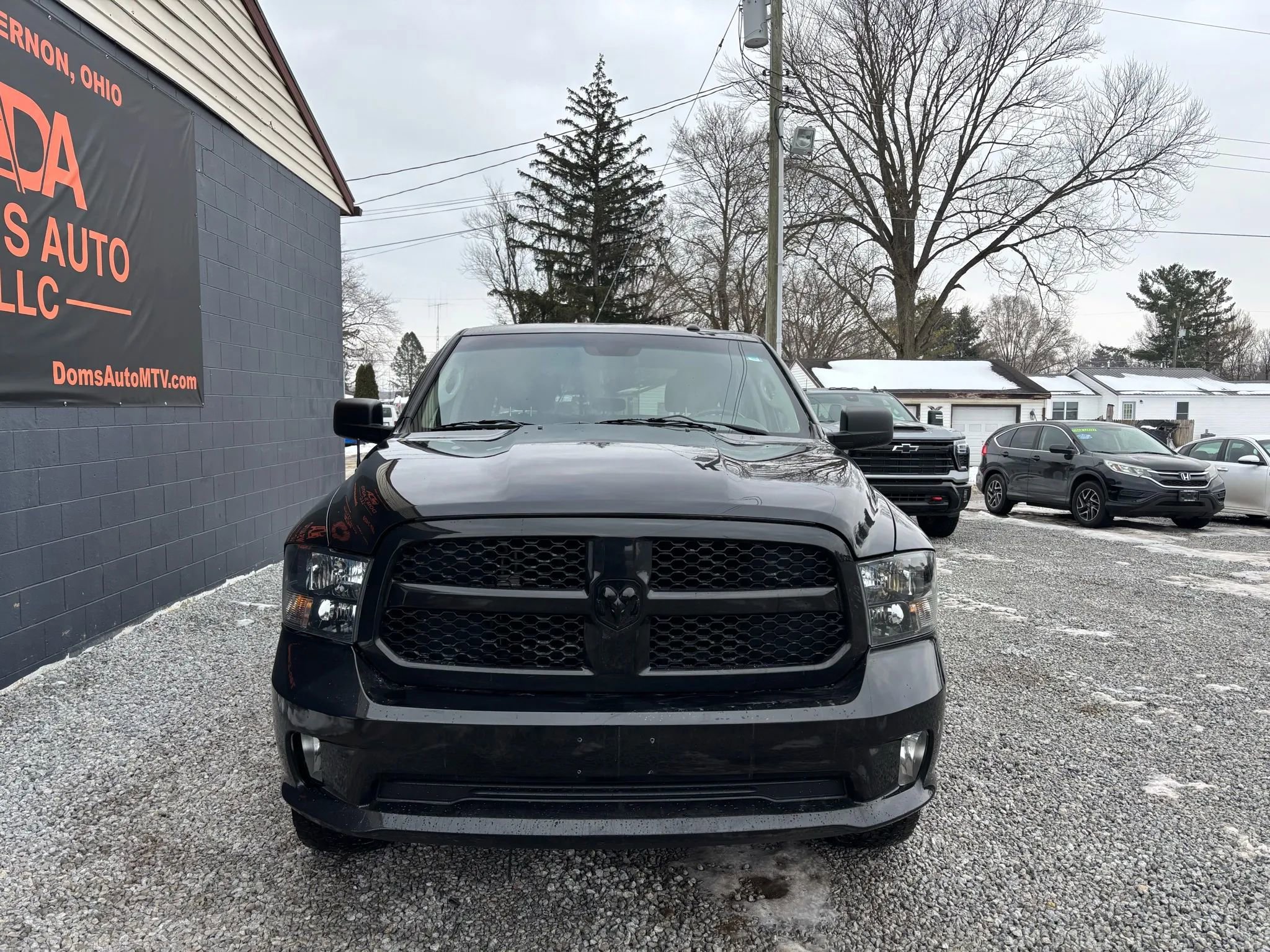 Used 2017 RAM 1500 Express w/ Black Ram 1500 Express Group image 10