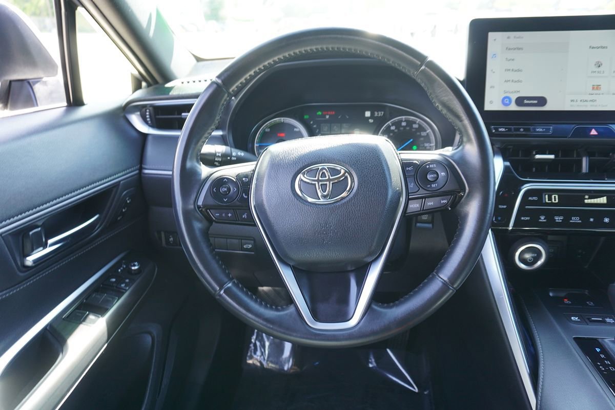 Used 2023 Toyota Venza XLE AWD/4WD image 20