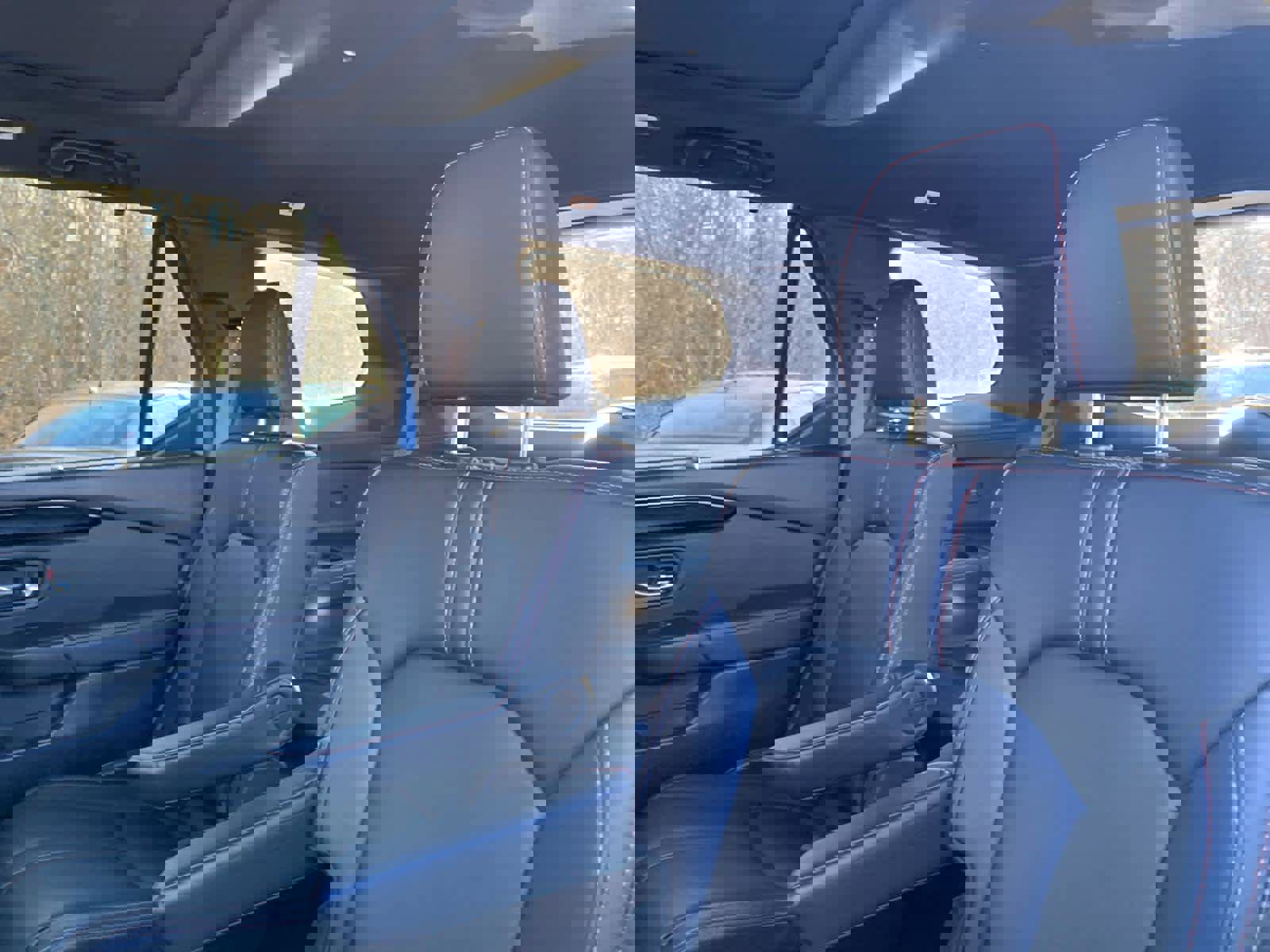 Used 2025 Honda Pilot TrailSport image 31