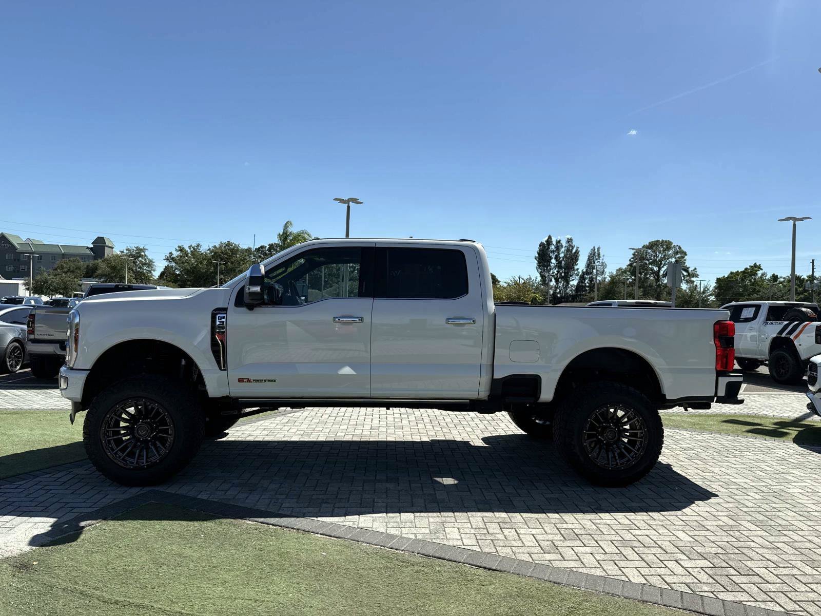 Used 2024 Ford F350 Platinum AWD/4WD image 3