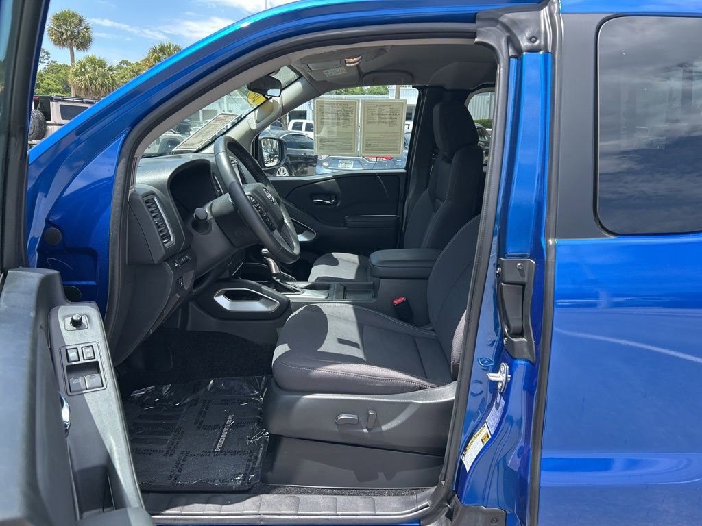 Certified 2024 Nissan Frontier SV w/ SV Convenience Package RWD image 17