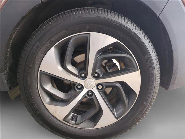 Used 2017 Hyundai Tucson Sport image 13