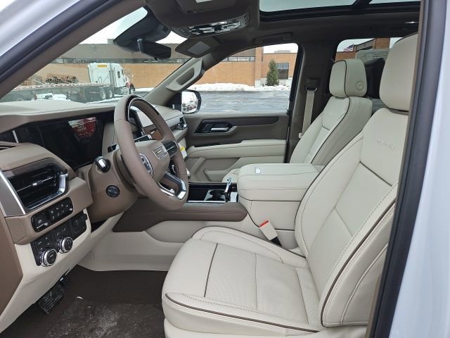 New 2026 GMC Yukon XL Denali w/ Denali Reserve Package image 13