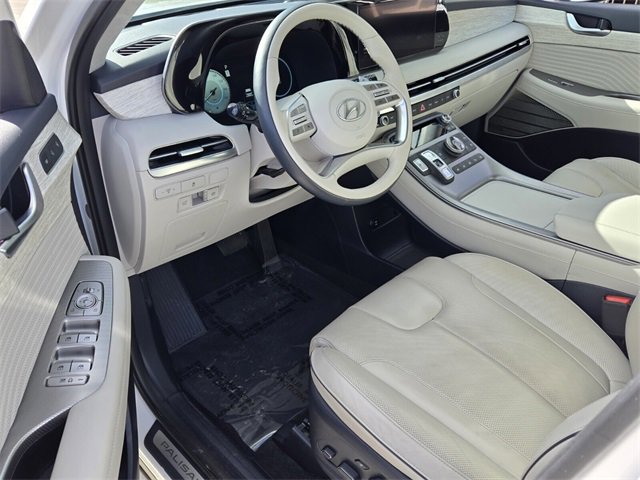 Used 2023 Hyundai Palisade Calligraphy image 12