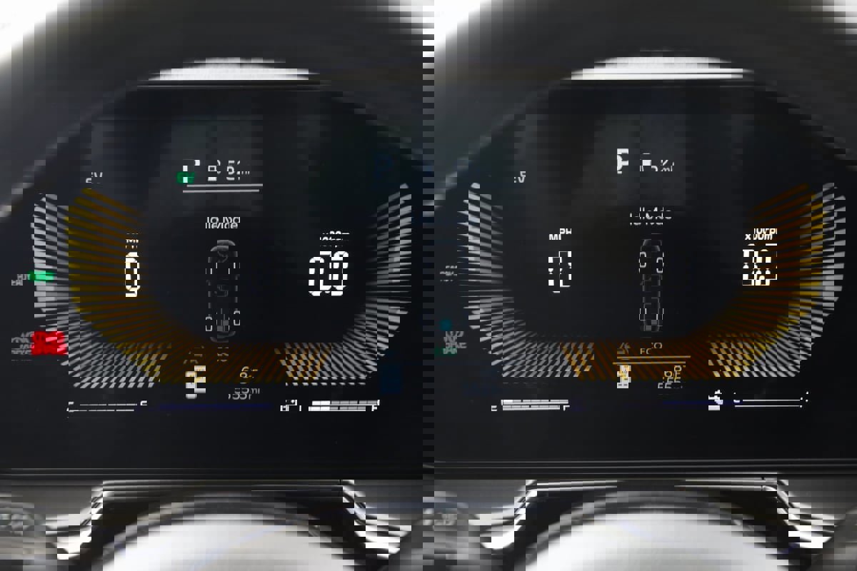 Used 2025 Kia Sorento EX image 19