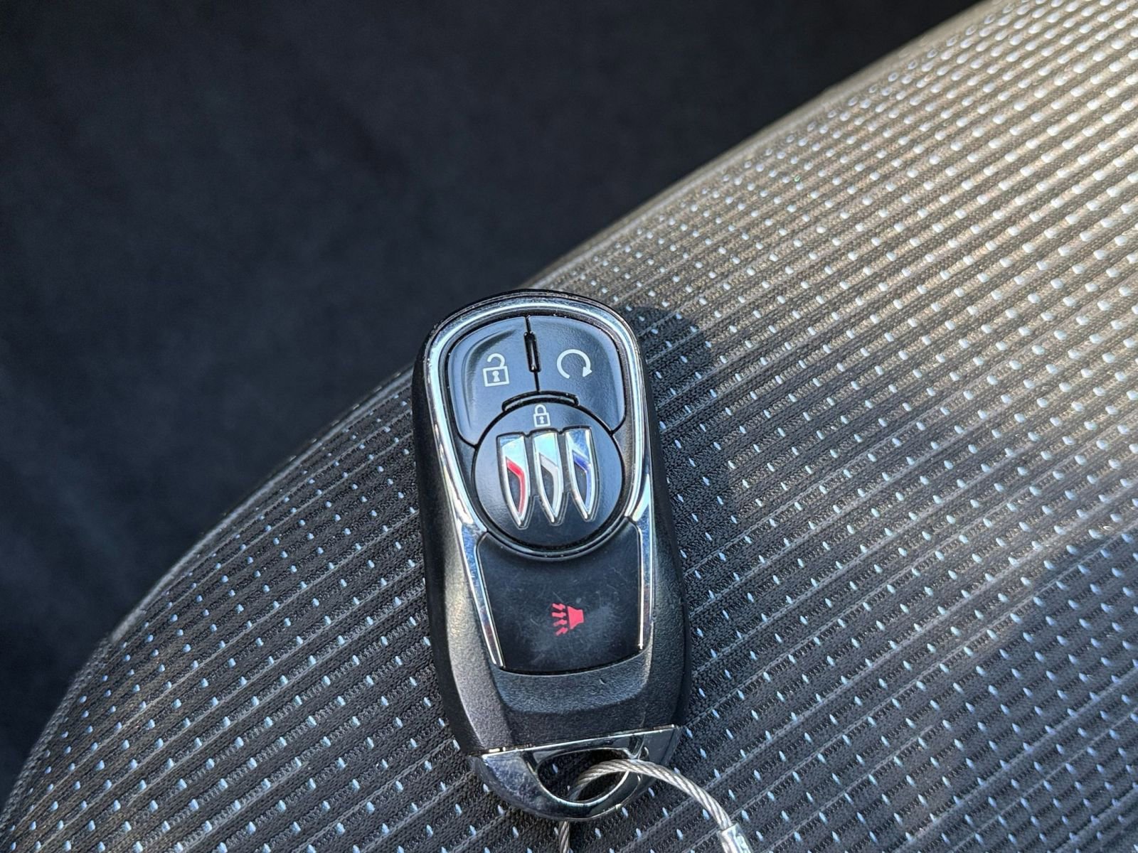 Used 2025 Buick Envista Preferred image 20