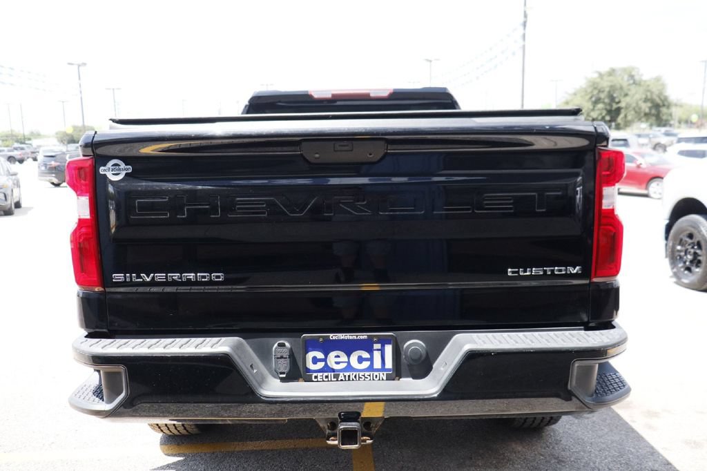 Used 2021 Chevrolet Silverado 1500 Custom AWD/4WD image 26