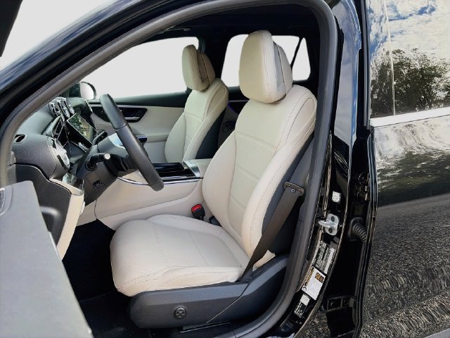 Certified 2026 Mercedes-Benz GLC 300 4MATIC image 17