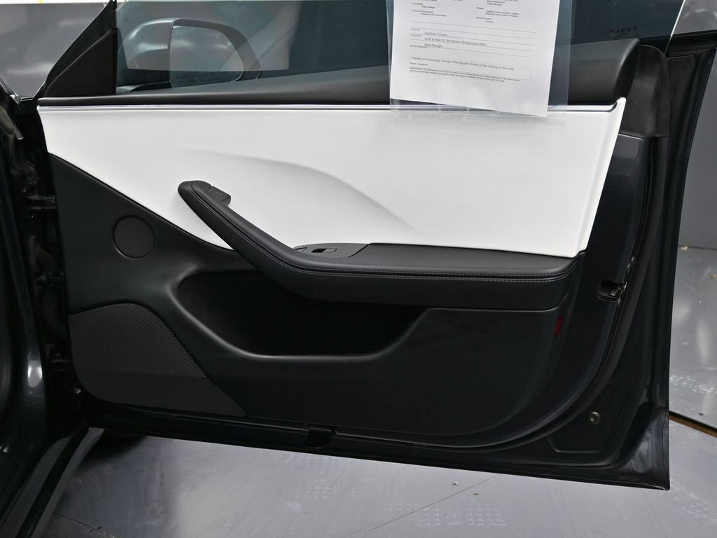 Used 2024 Tesla Model 3 Performance image 40