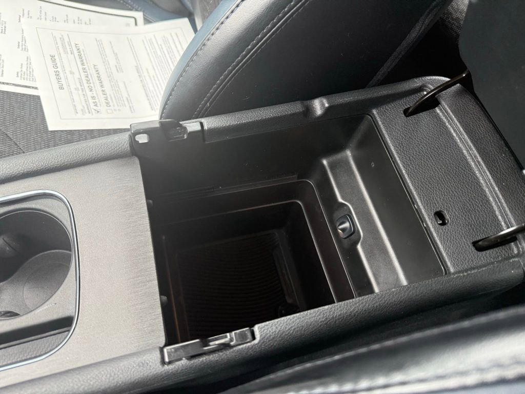 Used 2016 Chrysler 200 S w/ Navigation & Sound Group I image 15