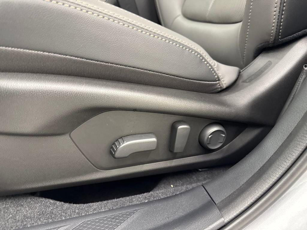 New 2026 Subaru Outback Limited XT AWD/4WD image 13