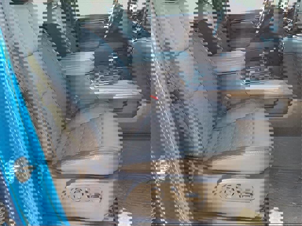 Used 2023 Chevrolet Silverado 1500 ZR2 w/ Technology Package image 16