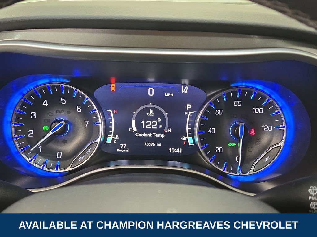 Used 2024 Chrysler Pacifica Touring-L FWD image 15
