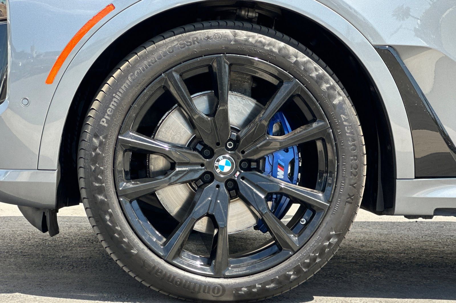 Used 2024 BMW X7 xDrive40i w/ Executive Package image 27