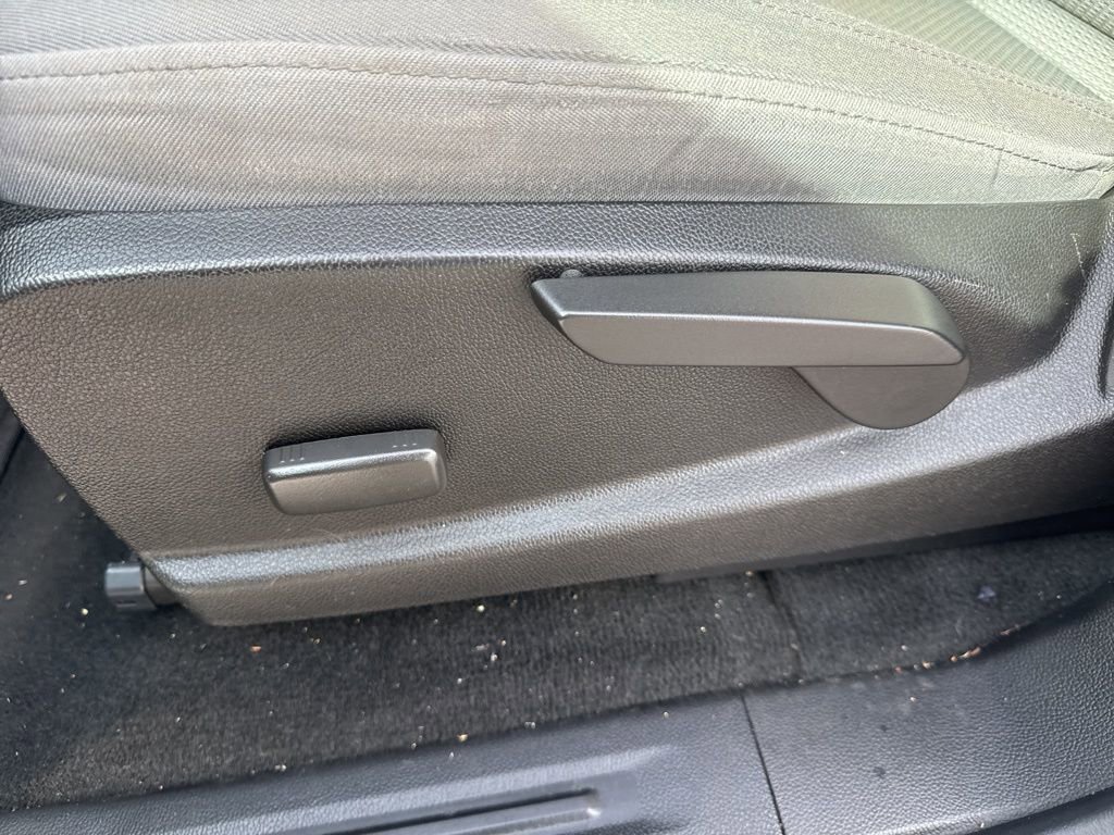 Used 2016 Chevrolet Colorado W/T w/ WT Convenience Package image 17