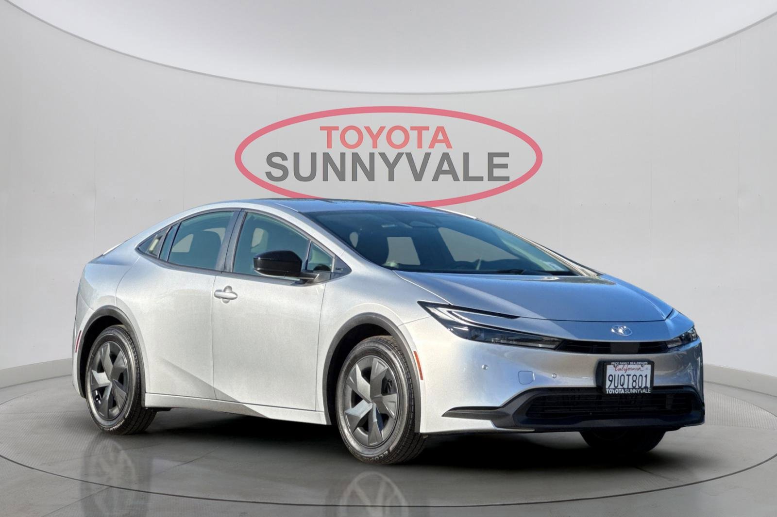 Certified 2025 Toyota Prius LE image 11