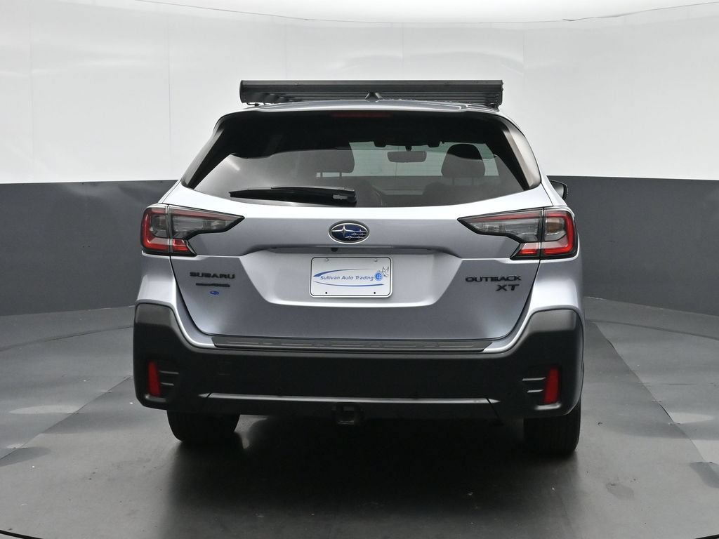 Used 2022 Subaru Outback Onyx Edition XT AWD/4WD image 6