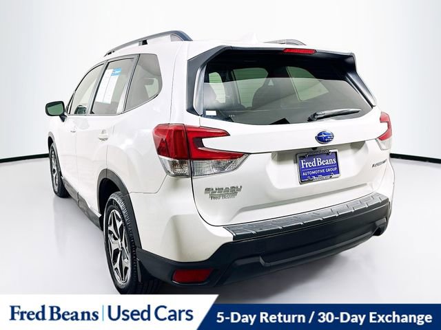 Used 2019 Subaru Forester Premium w/ All-Weather Package AWD/4WD image 6