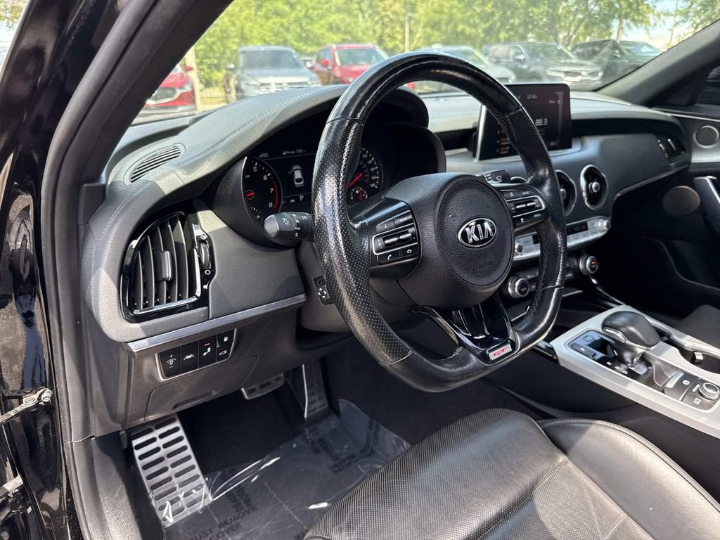 Used 2020 Kia Stinger GT2 RWD image 25