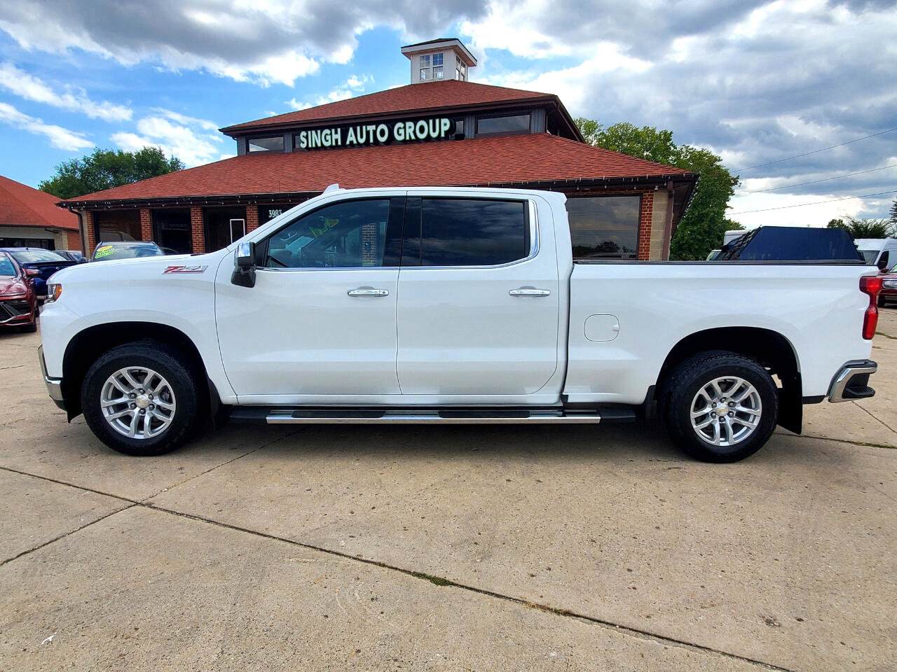 Used 2020 Chevrolet Silverado 1500 LTZ w/ LTZ Convenience Package image 4