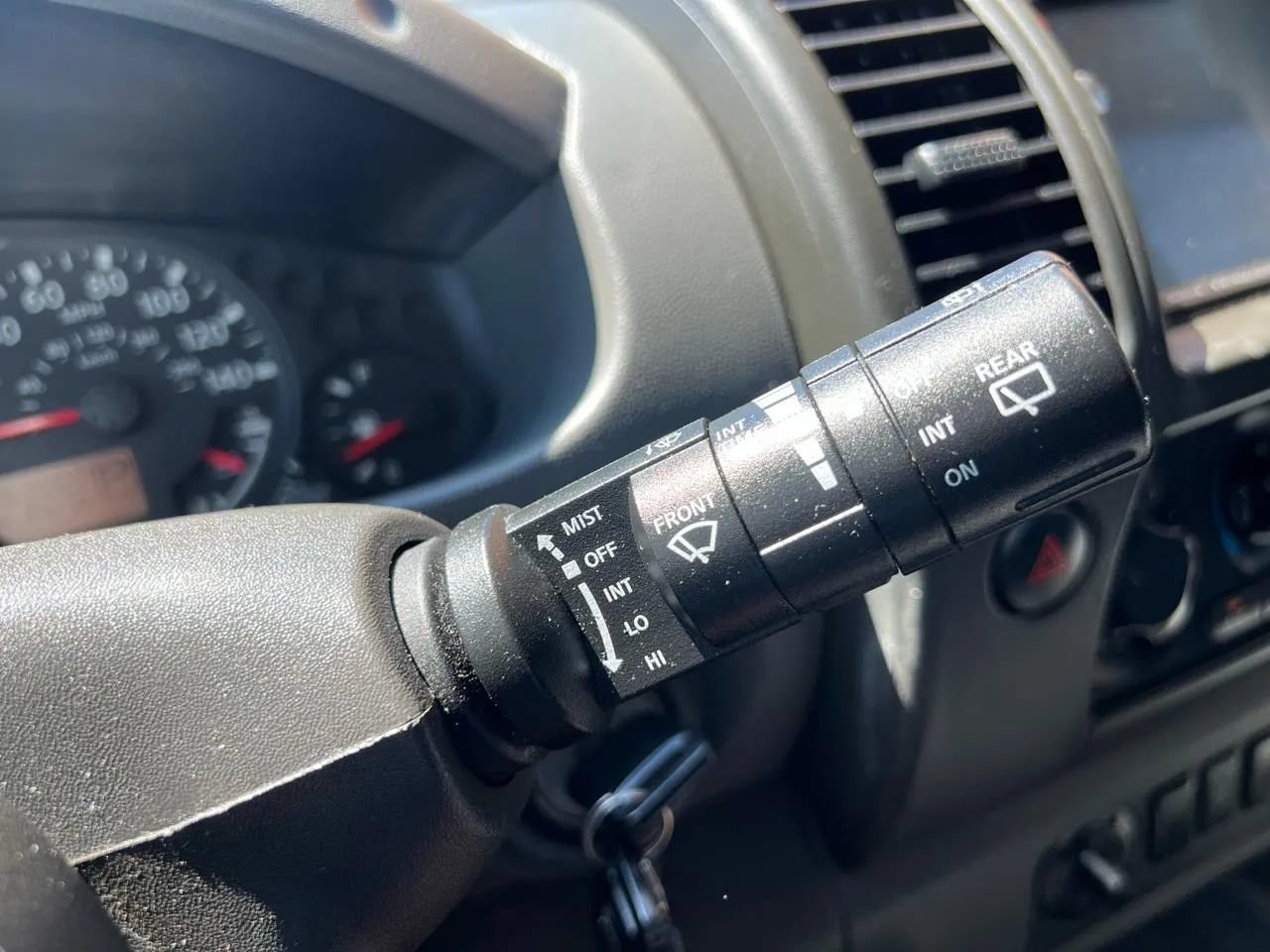 Used 2006 Nissan Xterra S AWD/4WD image 30