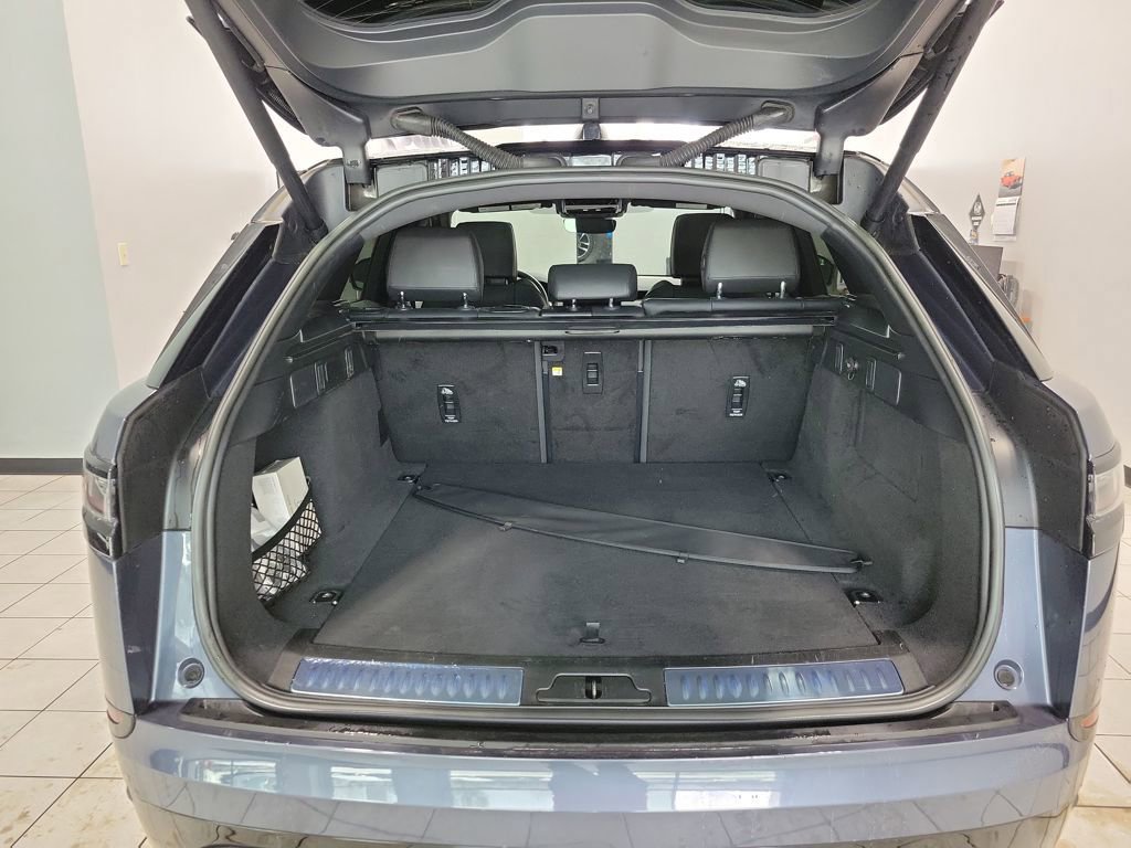 Used 2024 Land Rover Range Rover Velar Dynamic HSE image 15