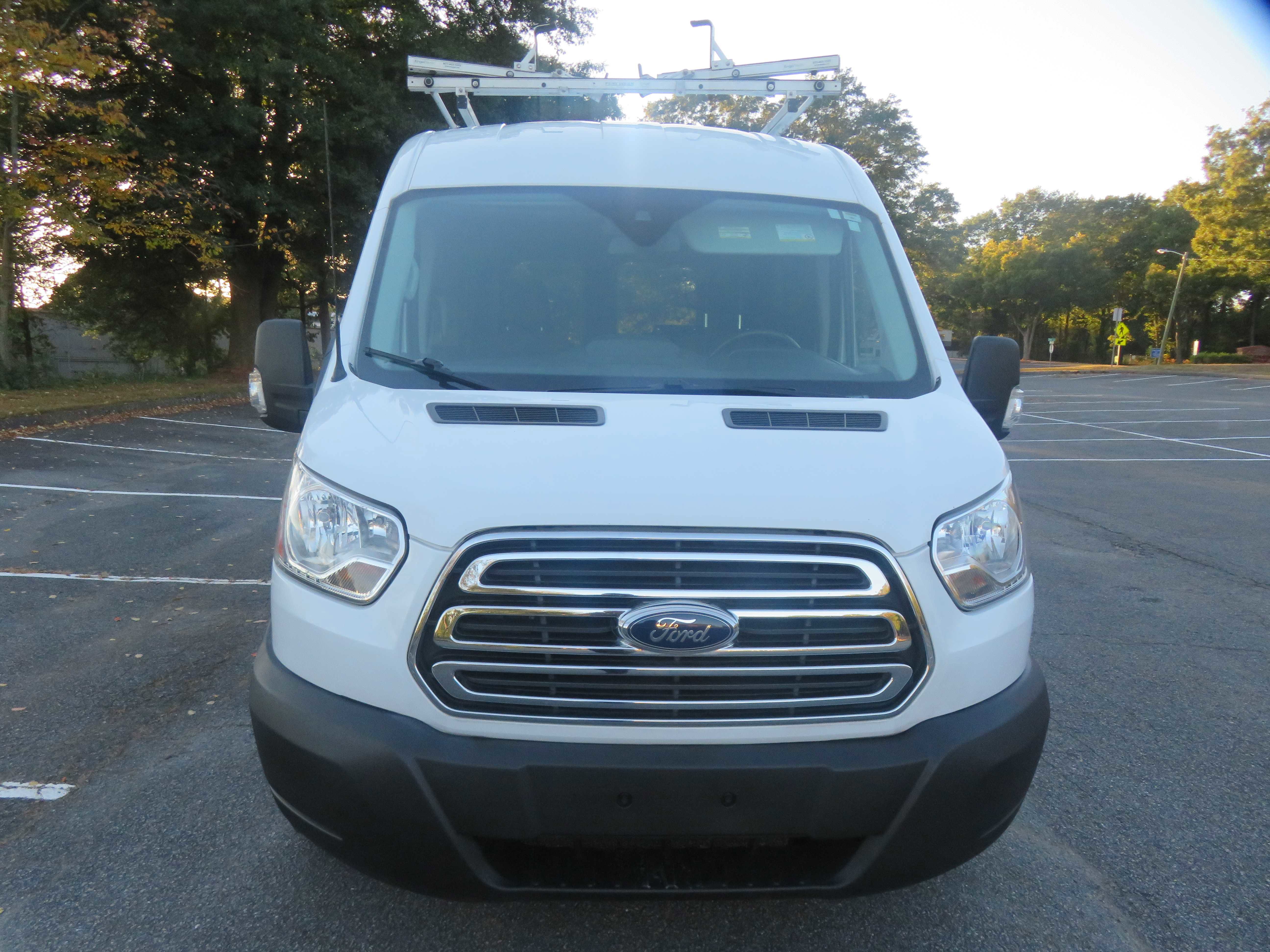 Used 2018 Ford Transit 150 XLT image 65